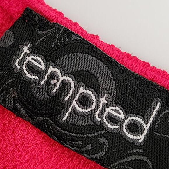 Tempted Hot Pink Medium Zip Tank Top - Picture 3 of 5